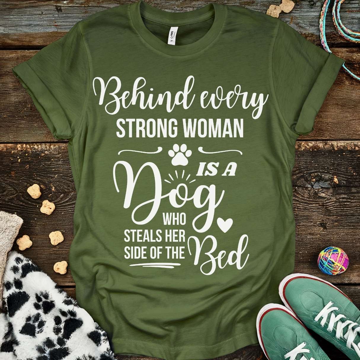 Strong Woman T-Shirt Military Green / S T-Shirt