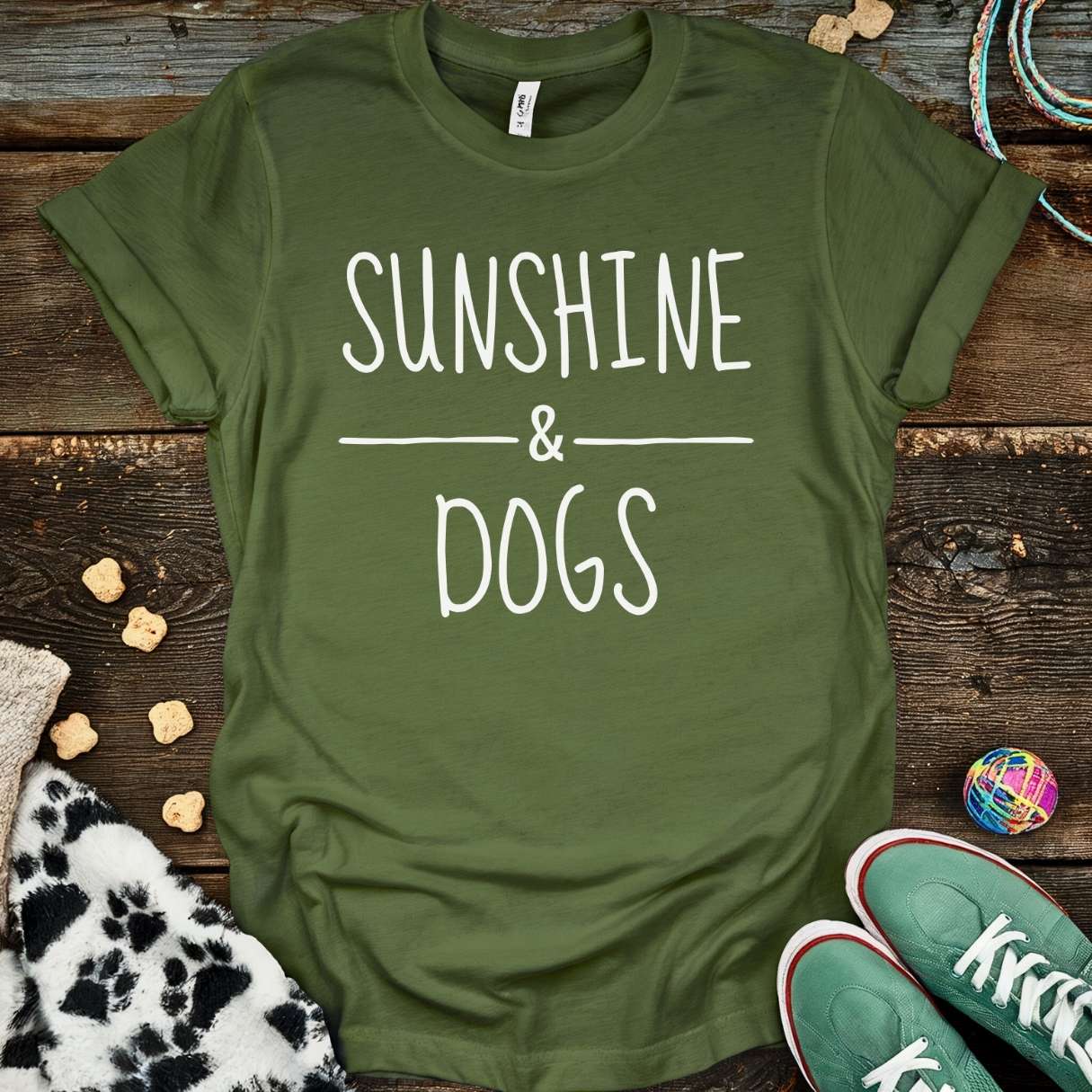 Sunshine & Dogs T-Shirt Military Green / S T-Shirt